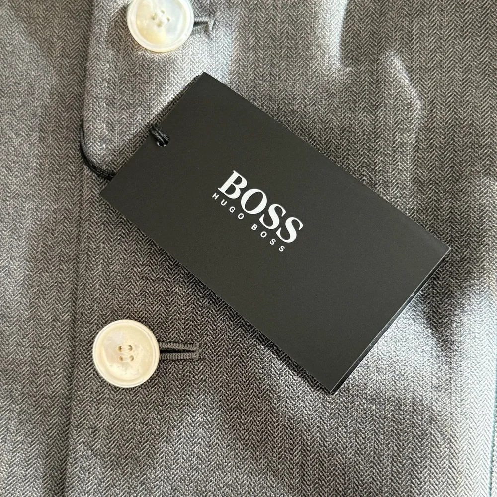 Hugo Boss Sport Coat Mens 44R Gray Herringbone Wool Raye2 Patch Pocket Blazer